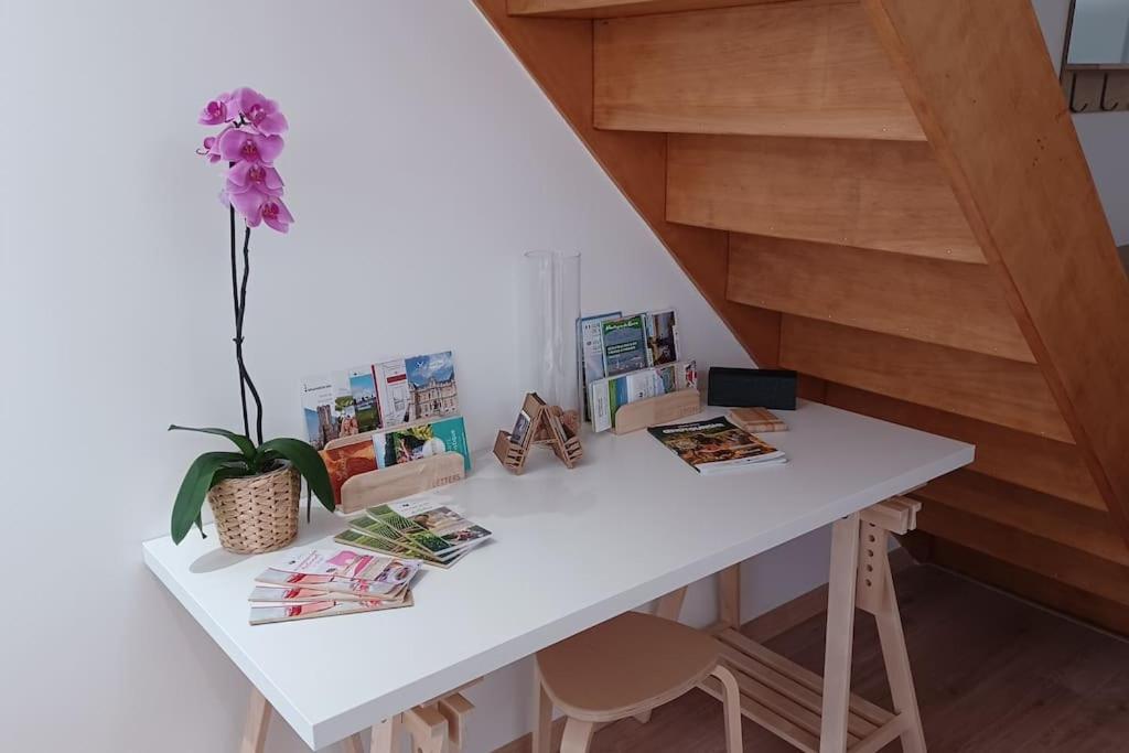 Gite "La Bulle De Lena" Avec Petit-Dejeuner Garage Et Parking Flavigny ภายนอก รูปภาพ
